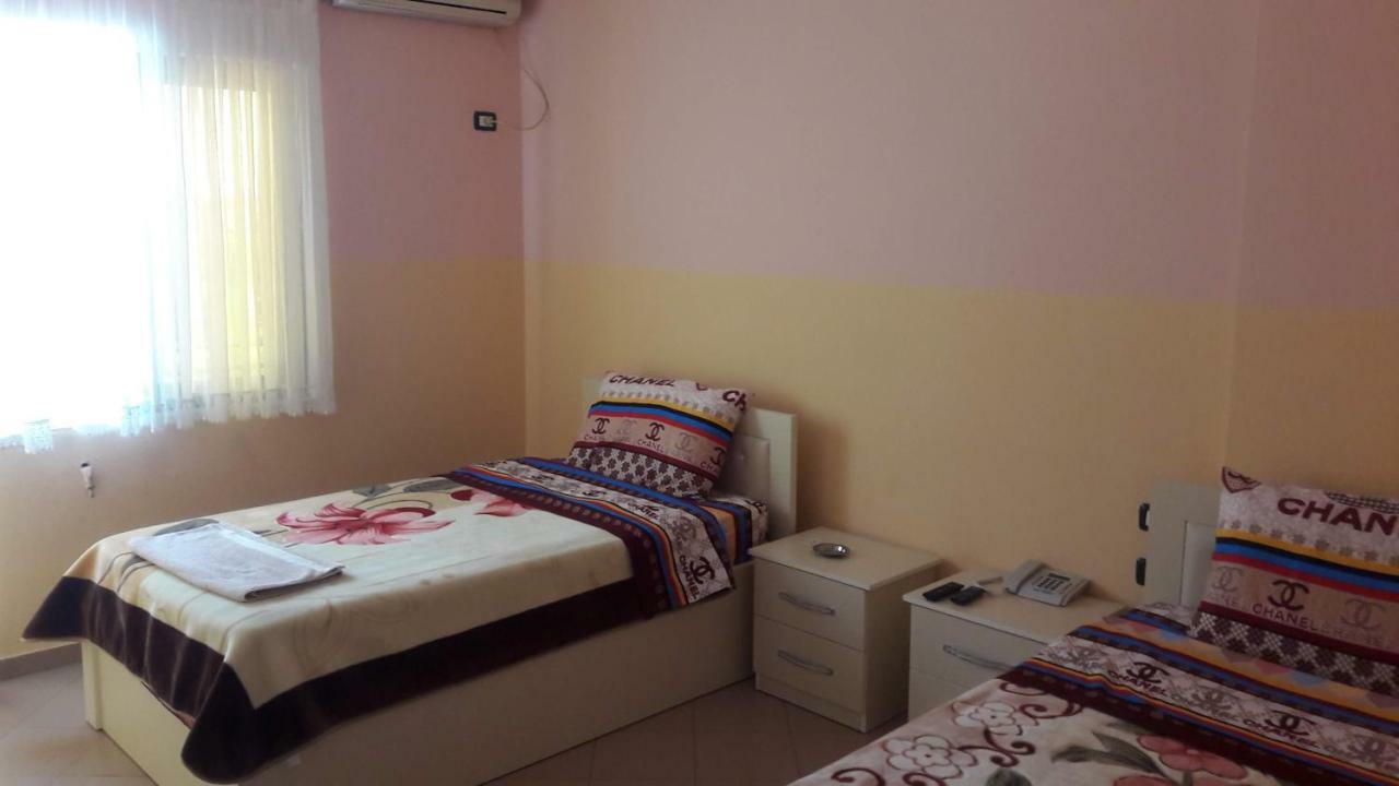 Lezhë Hotel Europa מראה חיצוני תמונה